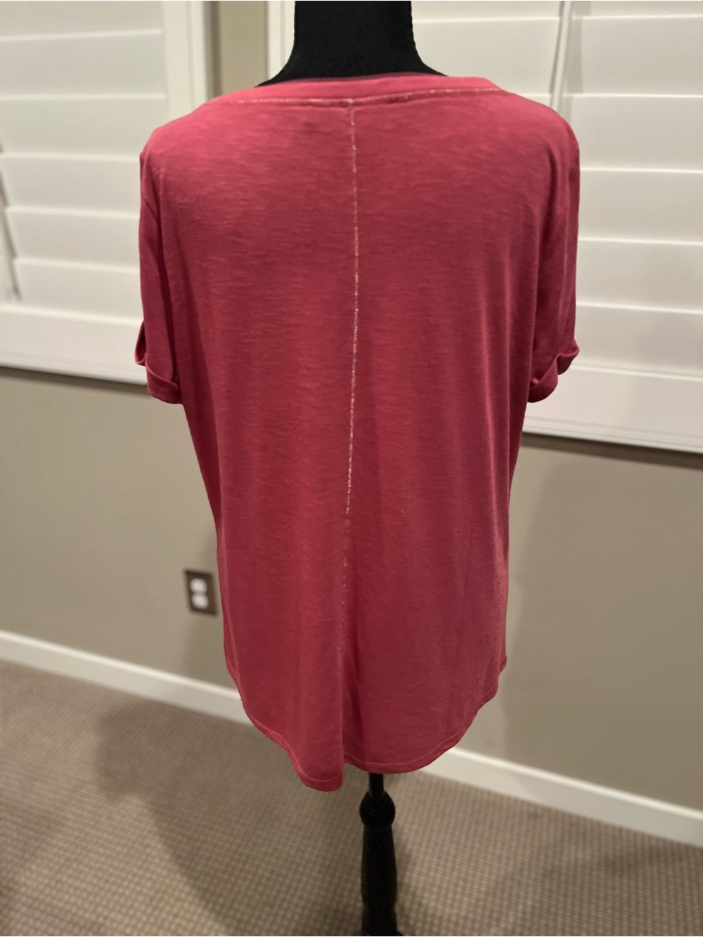 White House Black Market V-Neck Tee - Dusty Rose - Picture 2 of 6